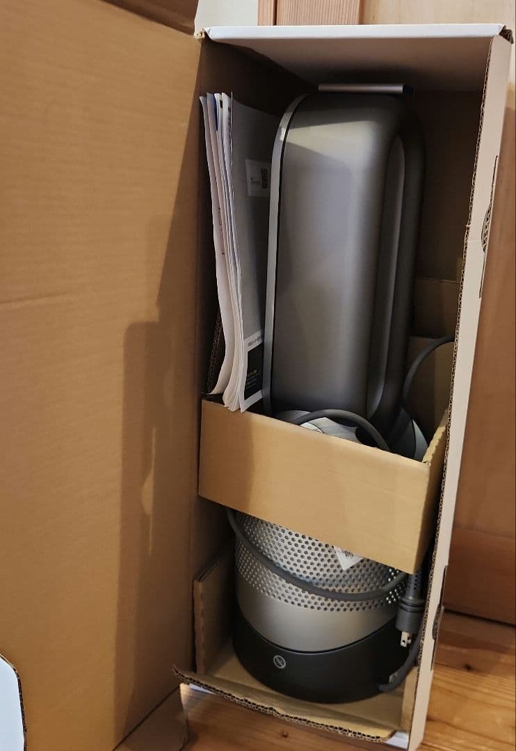 ダイソン　空気清浄機能付ファンヒーター　hot+cool　HP 00 IS N