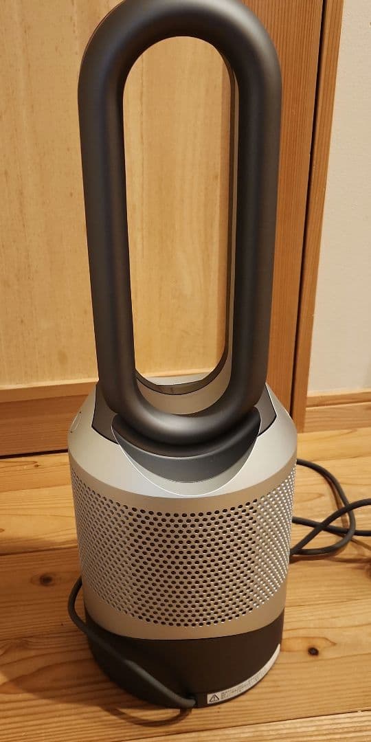 ダイソン　空気清浄機能付ファンヒーター　hot+cool　HP 00 IS N