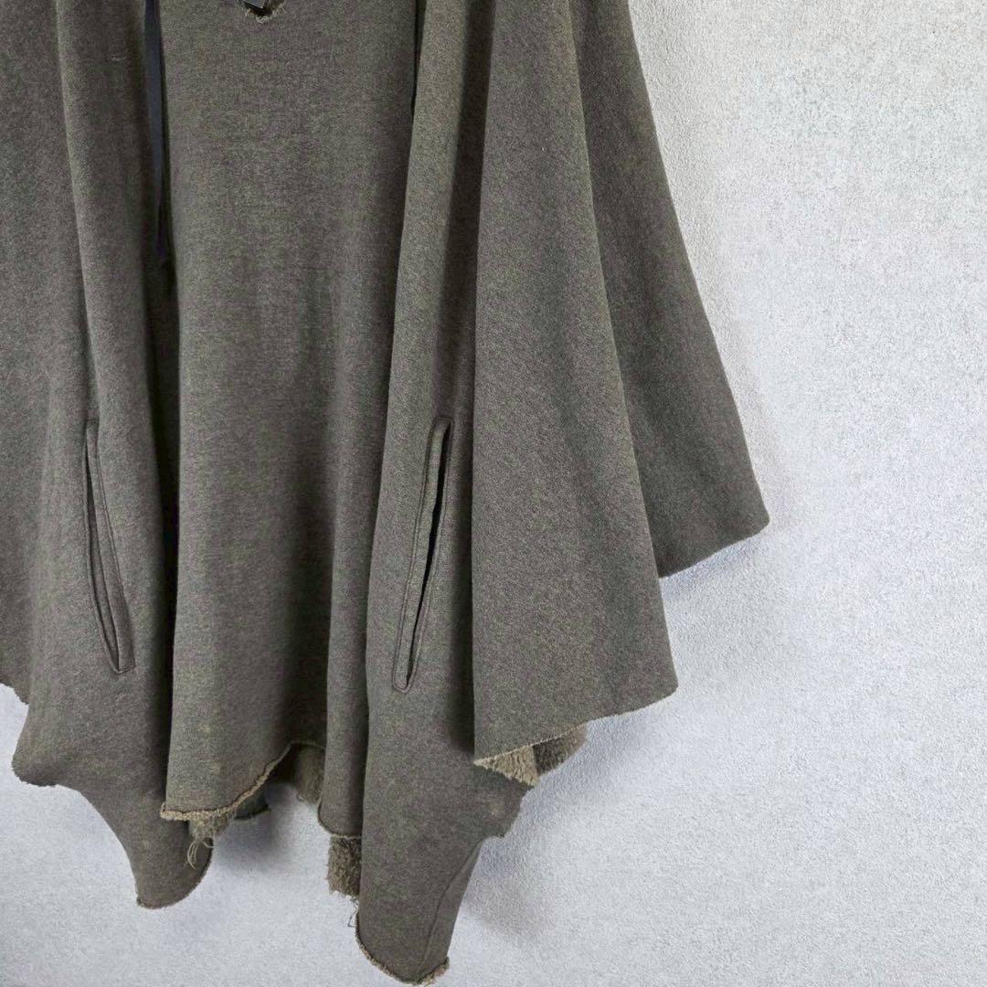 新品 L.G.B. NWT ラクーンファー ポンチョ ケープ フード パーカー