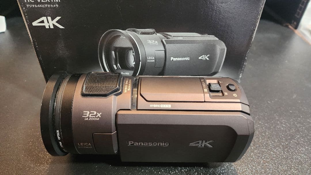 個人使用美品　マイク付　Panasonic HC-VZX1M 4K ビデオカメラ