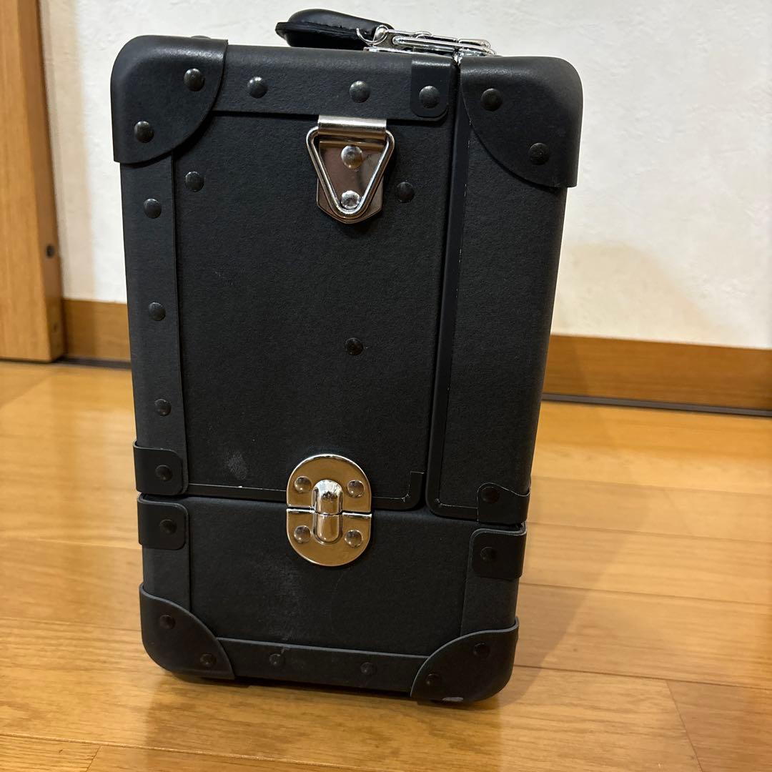 shu uemura シュウウエムラ　オリジナル　メイクアップ　ボックス