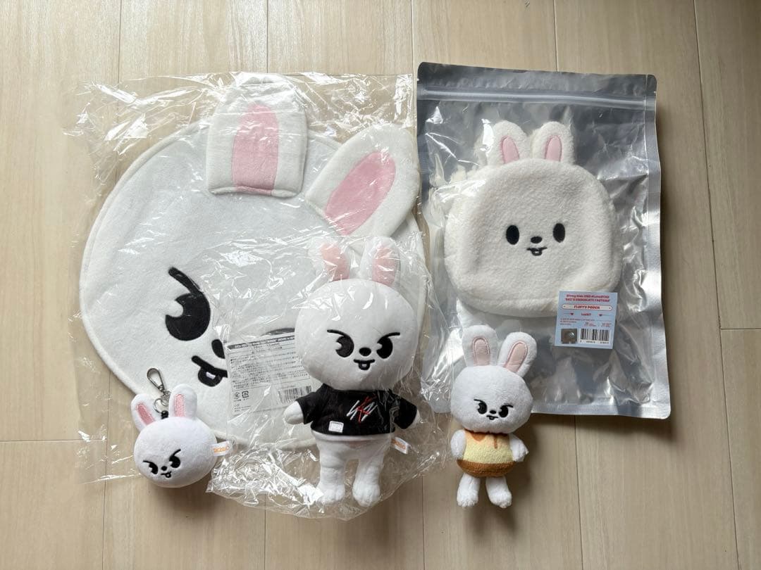 【Stray Kids】Lee Know グッズまとめ売り(30点以上)