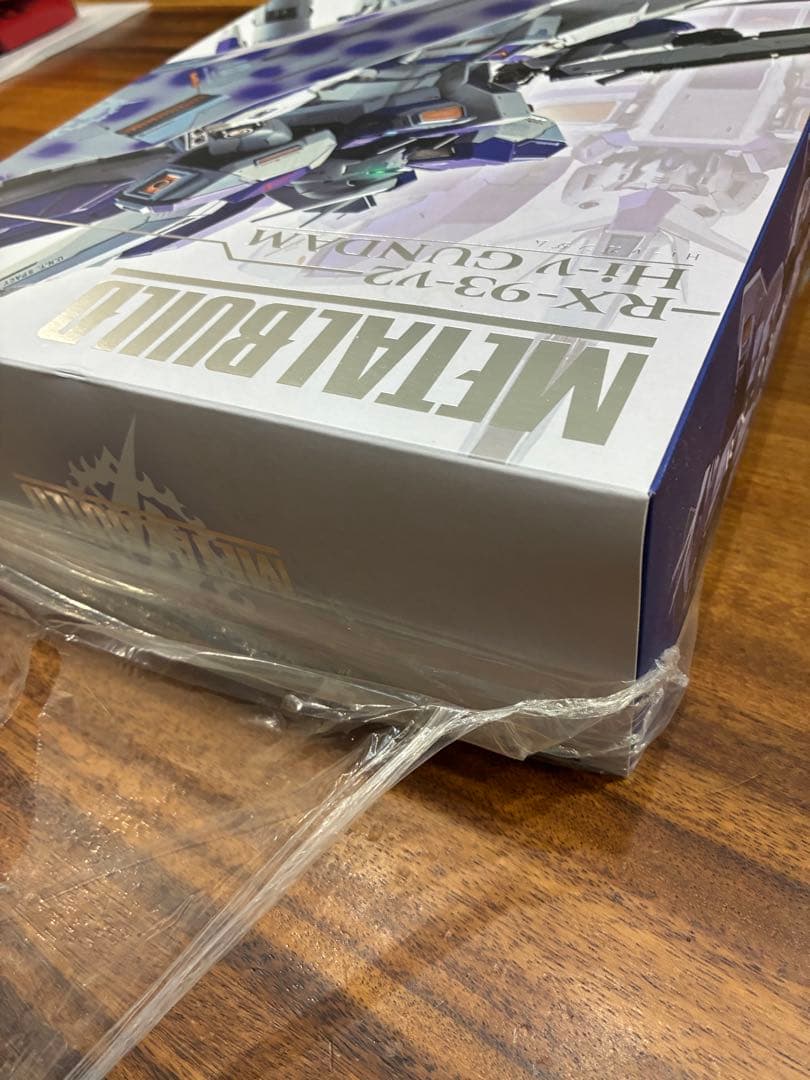 lbuild RX-93-v2 Hi-v ガンダム メタルビルド