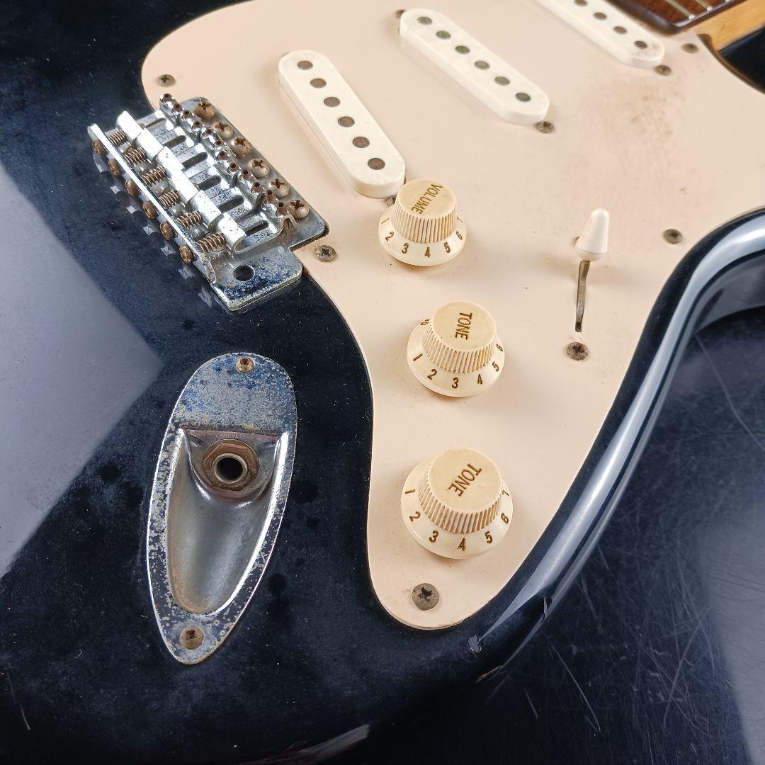 Y2981-17 FERNANDES フェルナンデス エレキギター