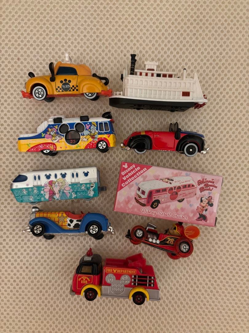 ディズニー トミカ ビークル セット