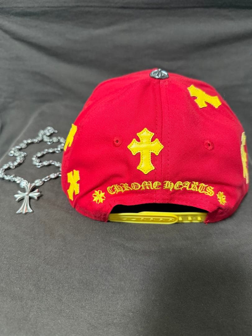 Chrome Hearts 赤 十字架刺繍 ベースボールキャップ