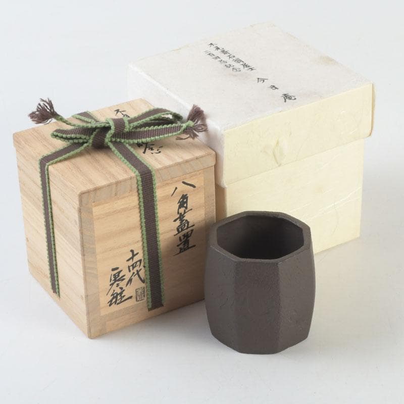 茶道具　十四代宮崎寒雉造　八角蓋置　銘颯々　裏千家十五代鵬雲斎極め箱　V9345