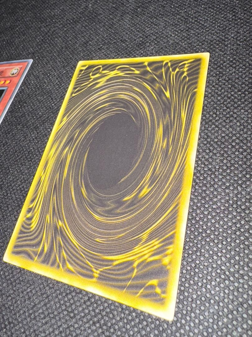 【極美品】遊戯王 三幻神 オベリスクの巨神兵 オシリスの天空竜 ラーの翼神竜