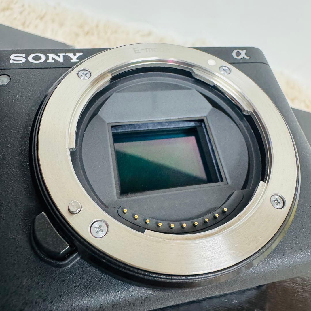 展示品 SONY α6700 高倍率ズームレンズキット ILCE-6700M
