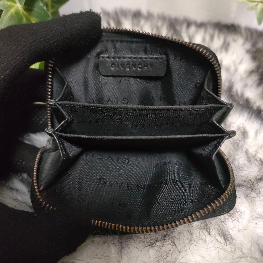 GIVENCHY ケース ブラック スタッズ ジバンシー 小銭入れ 黒革