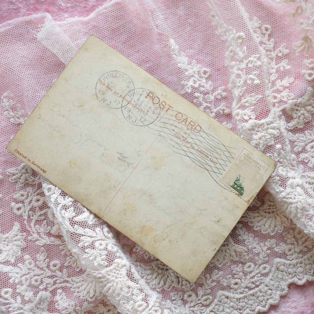 アンティークポストカード　少女とベアとお人形のディナータイム