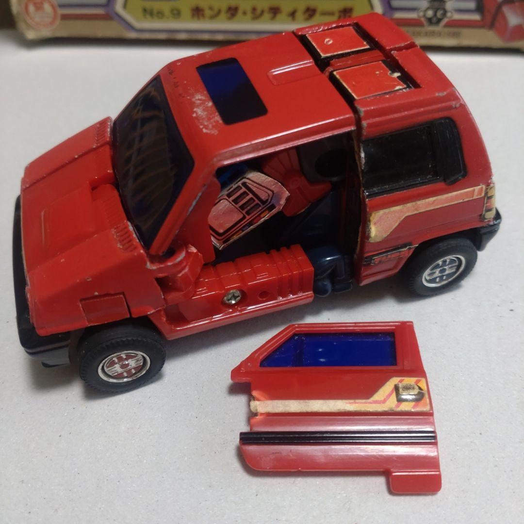 ダイアクロン　カーロボット　No.9 ホンダ・シティターボ　赤