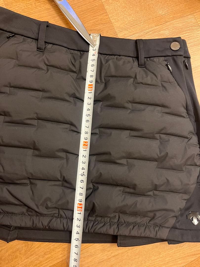 DESCENTE GOLF ダウン　スカート M ブラック