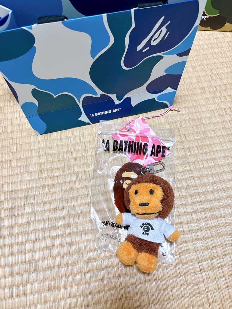 A BATHING APE キーホルダー ぬいぐるみ