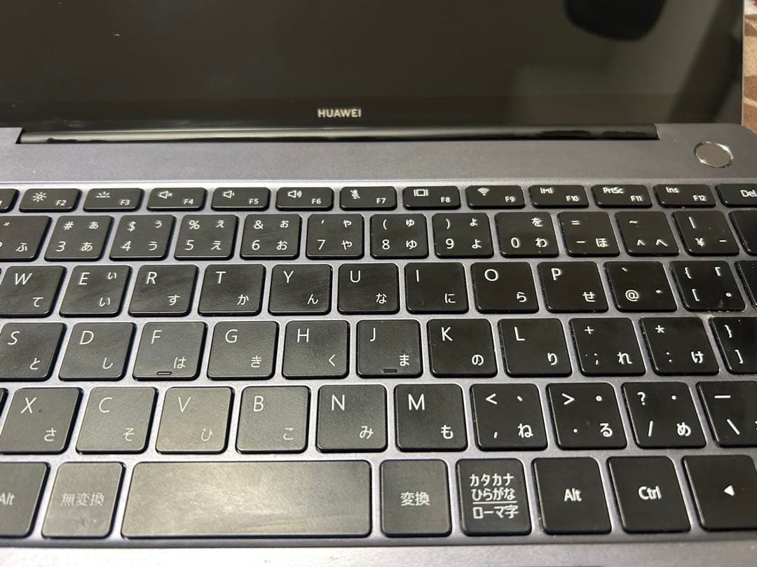 HUAWEI matebook13 256GB 問題あり