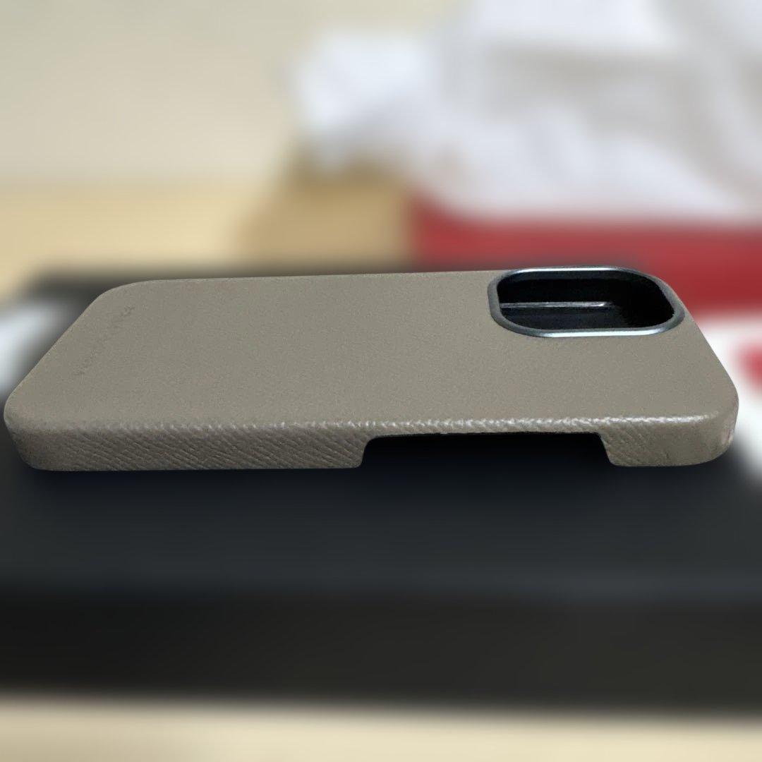 ボナベンチュラ　iPhone16 バッグカバーケース