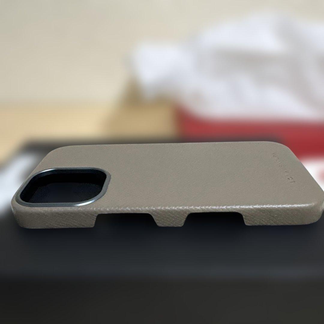 ボナベンチュラ　iPhone16 バッグカバーケース