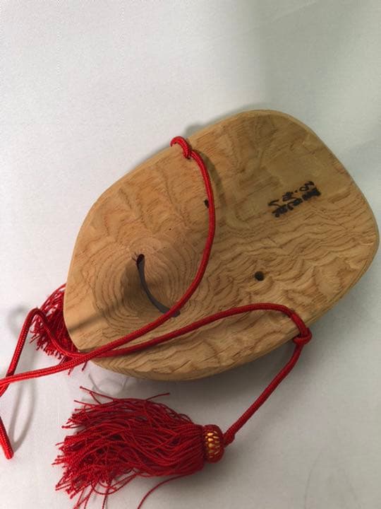 272❣️ 木彫　能面　女