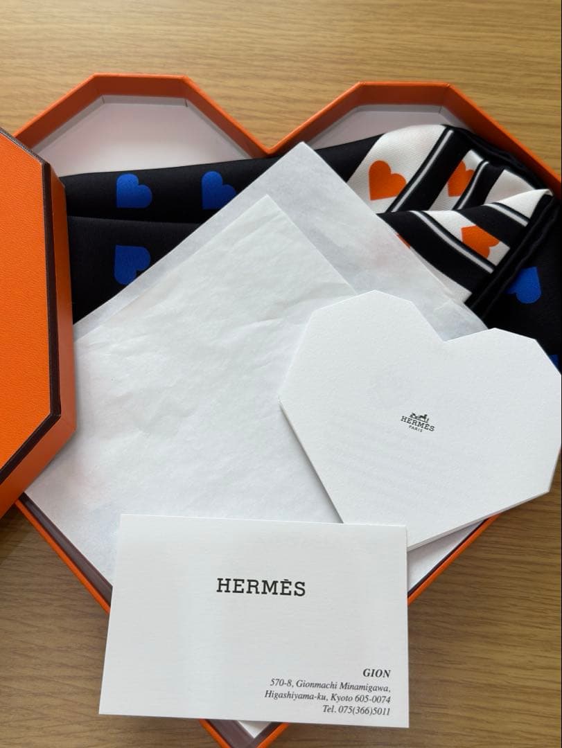 HERMES ハート型スカーフ ギフトセット