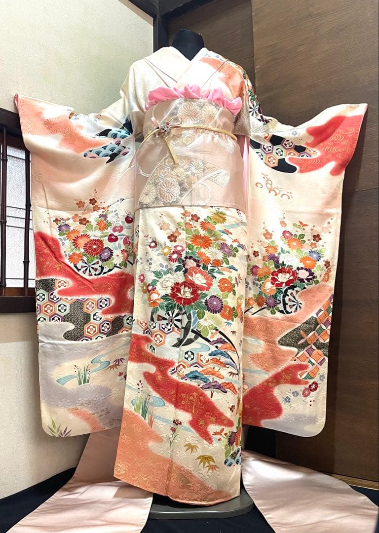 振袖 フルセット6点サイズS〜M 駒刺繍　流水鴛鴦花車文　暈し染め正絹