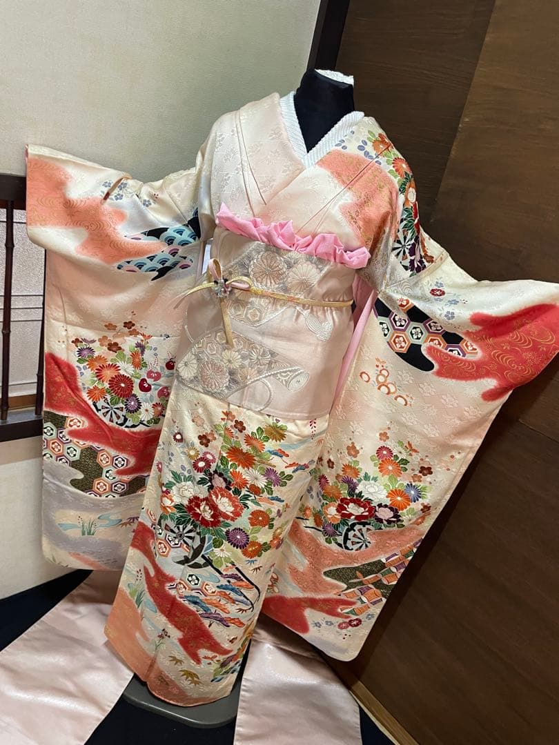 振袖 フルセット6点サイズS〜M 駒刺繍　流水鴛鴦花車文　暈し染め正絹