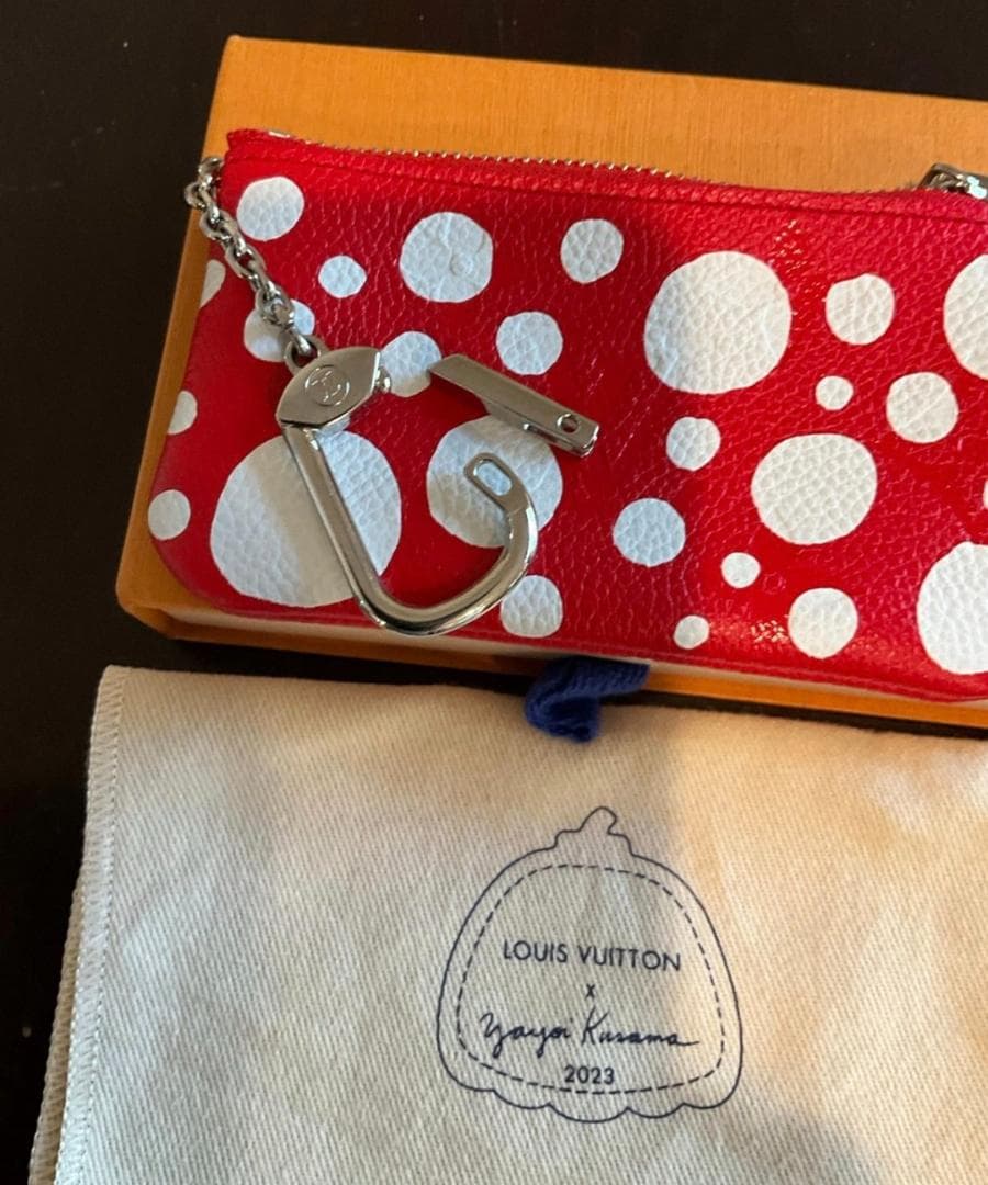 LOUIS VUITTON 草間彌生 ドット ケース