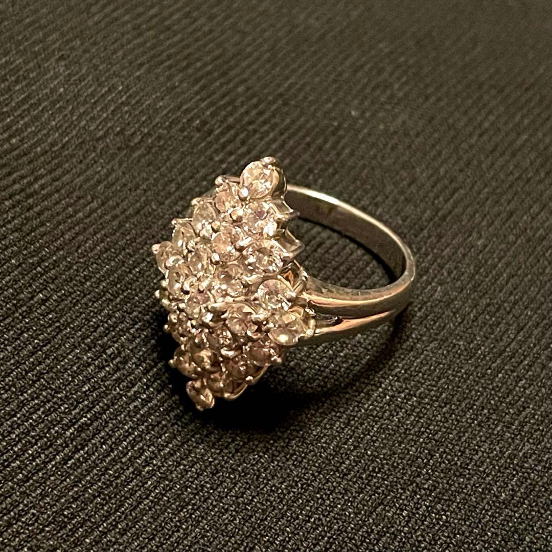 ダイヤデザインリング　プラチナPt900刻印あり　ダイヤ2ct刻印あり