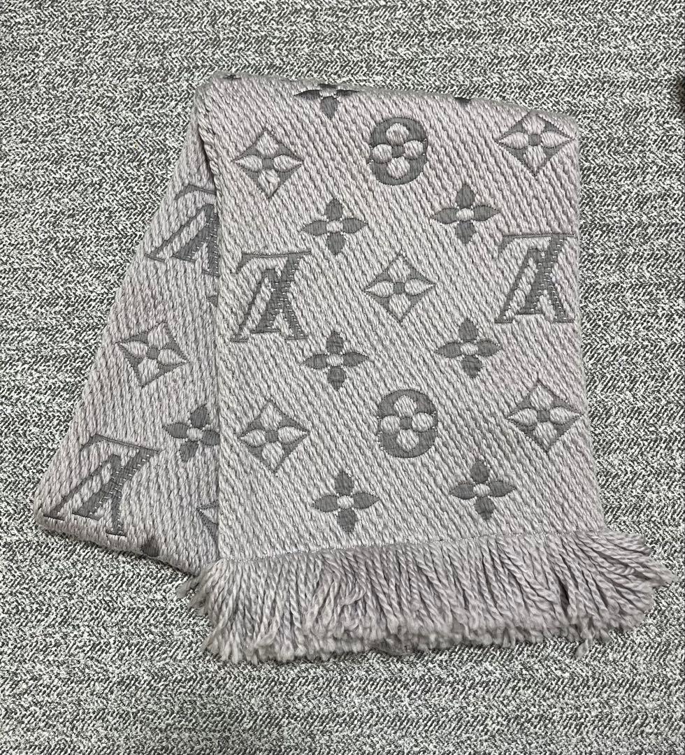 LOUIS VUITTON ルイヴィトン　マフラー　グリペルル（グレー）