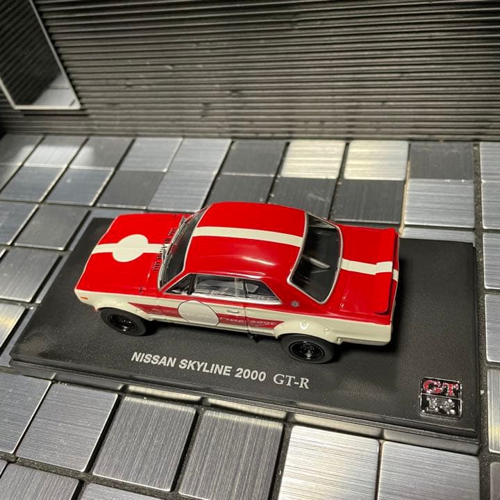 未展示品　京商1/43 スカイライン2000GTR(KPGC10)カタログモデル