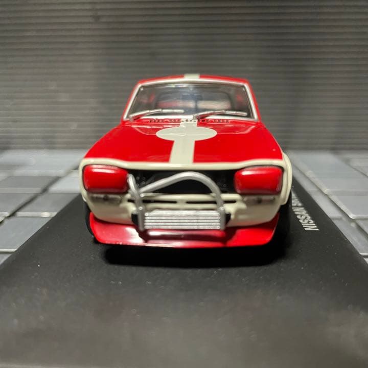 未展示品　京商1/43 スカイライン2000GTR(KPGC10)カタログモデル