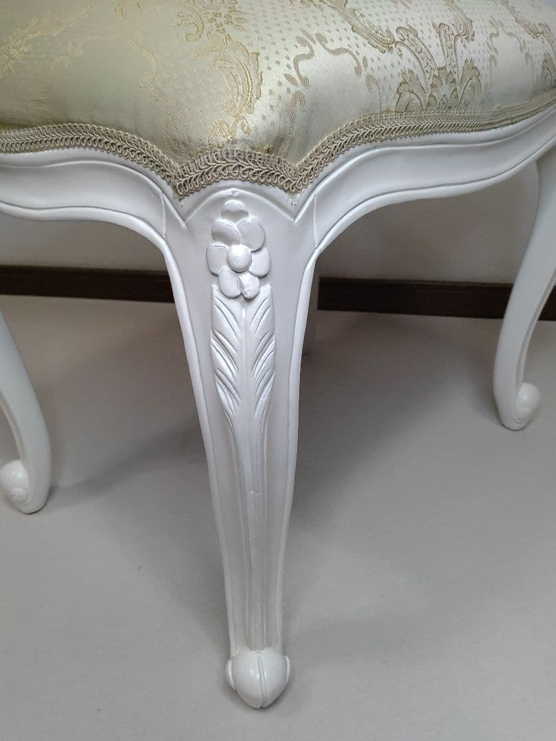 ホワイト 猫脚スツール ロココ調 アンティーク