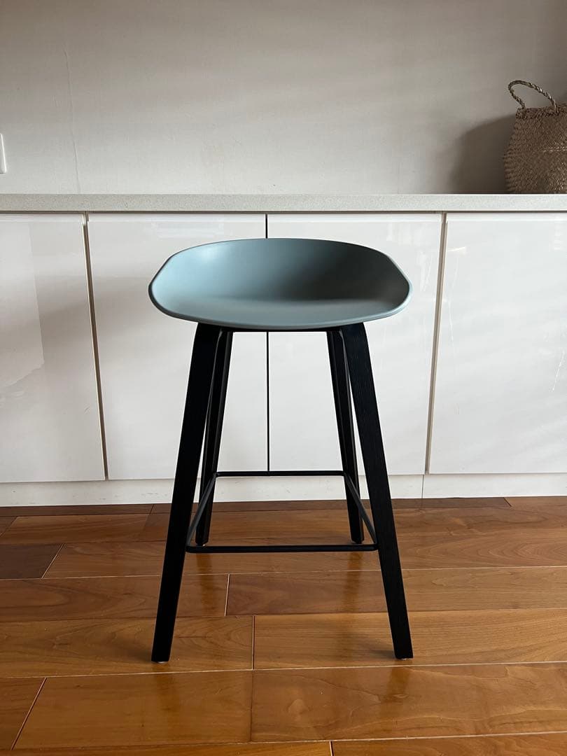 HAYのカウンタースツール(ABOUT A STOOL AAS32 LOW )