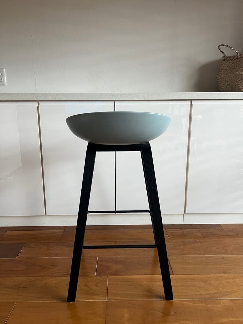 HAYのカウンタースツール(ABOUT A STOOL AAS32 LOW )