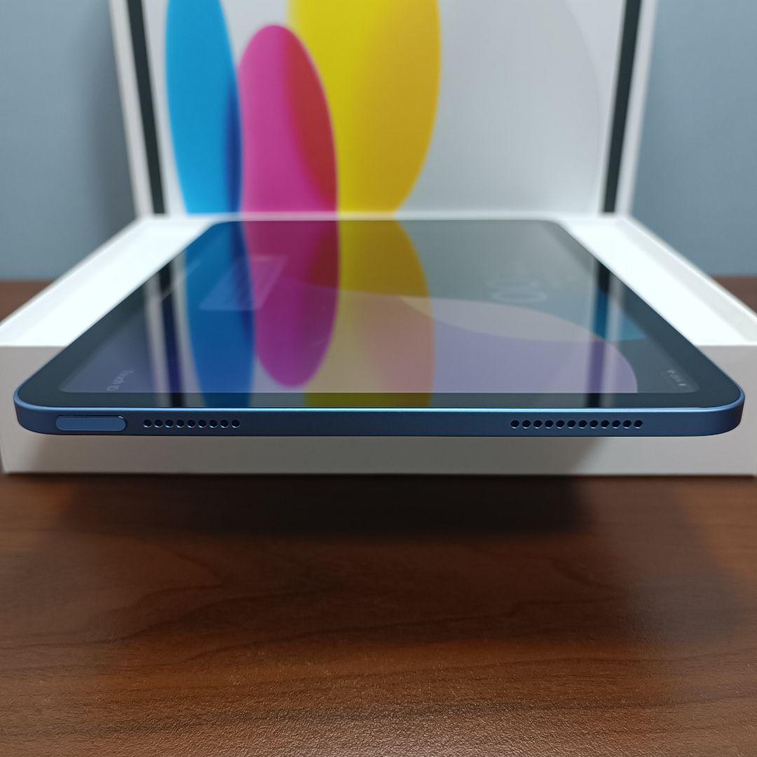 (美品) iPad 10.9 第10世代 WiFi 256GB キーボード付き