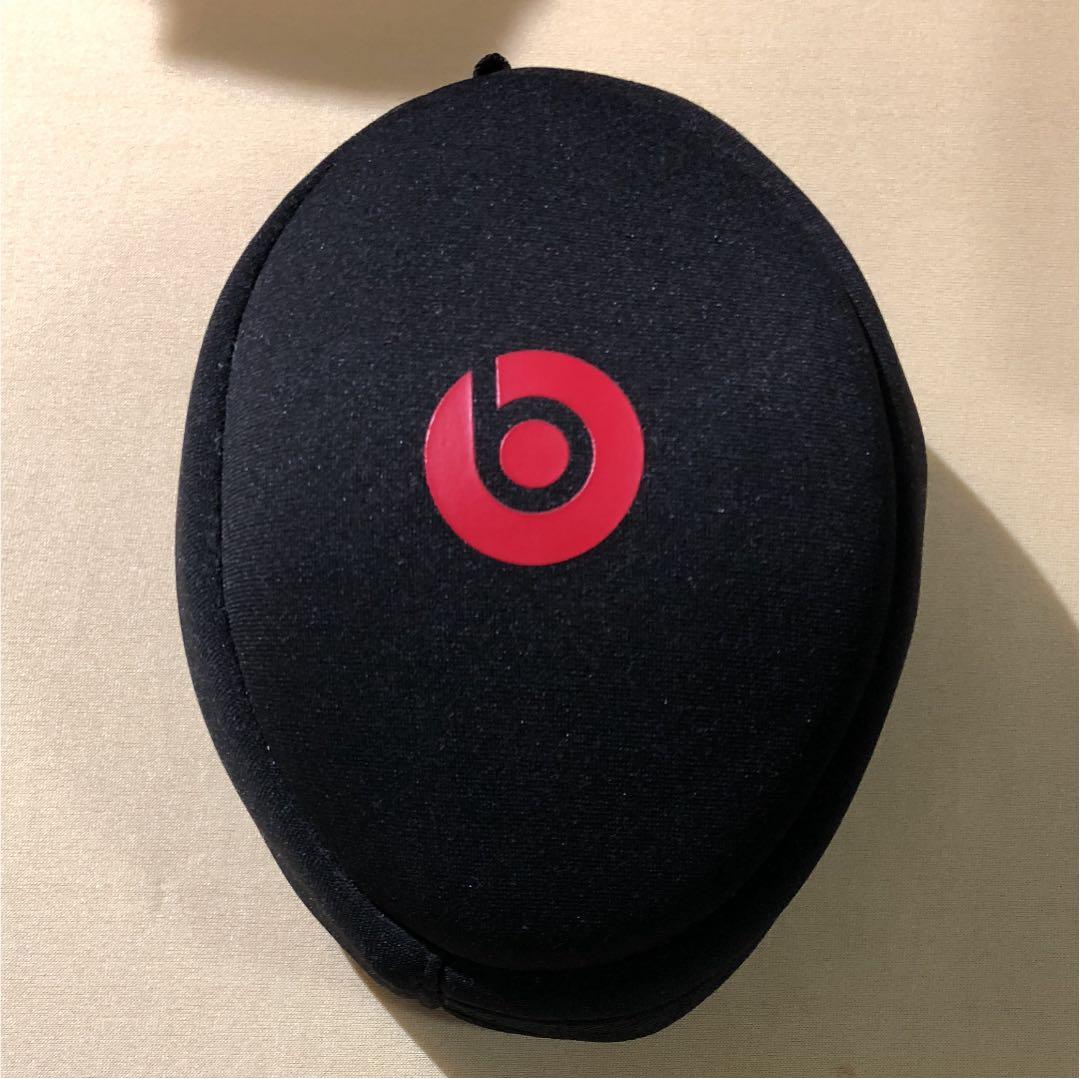 BEATS  ヘッドホン