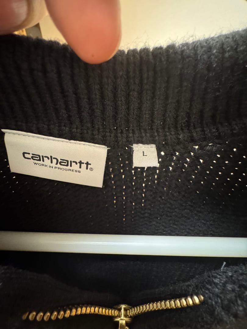未使用品　今大人気のCarhartt デトロイトニット黒 ジャケット