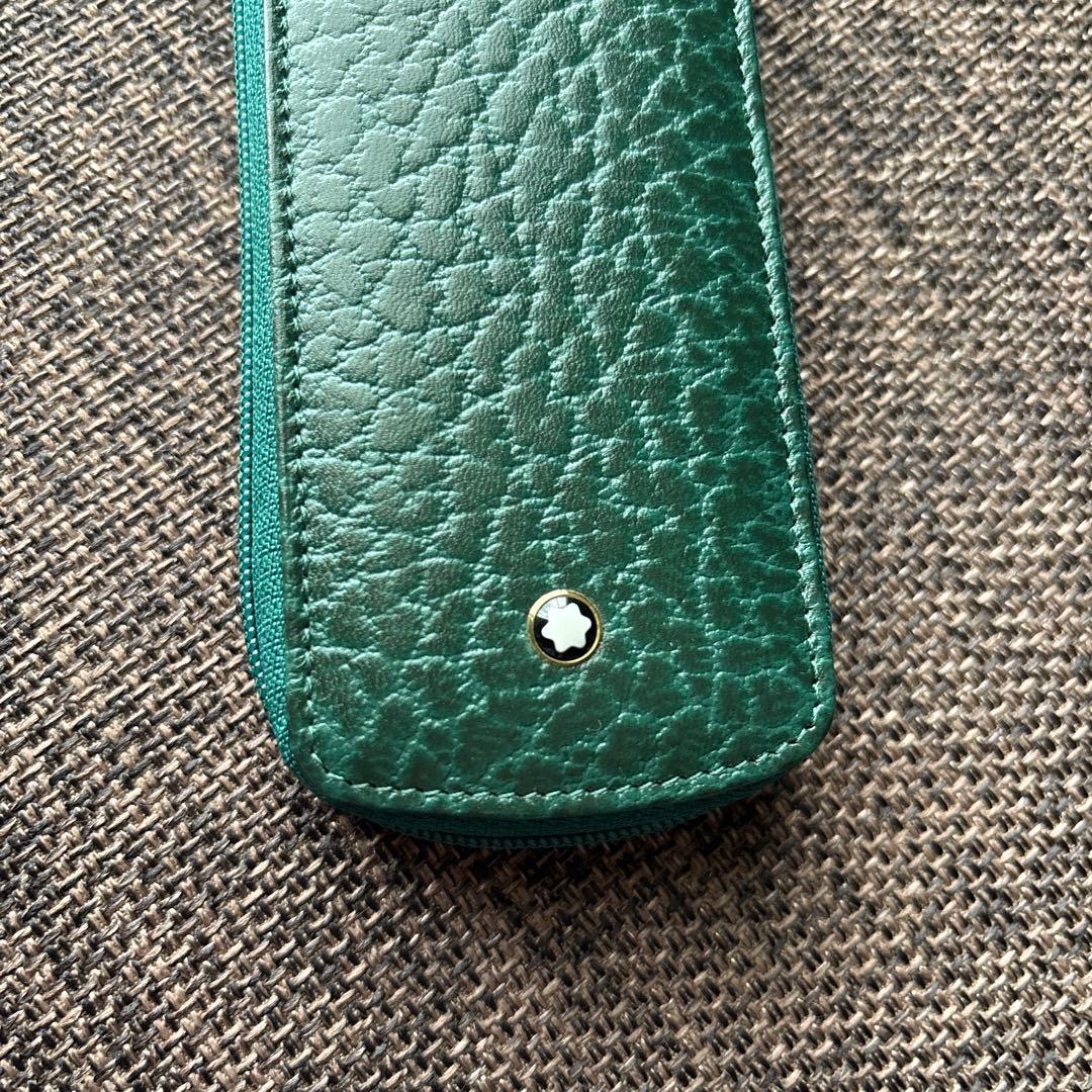 【新品】モンブランMONTBLANCペンケースグリーン本革　元箱あり