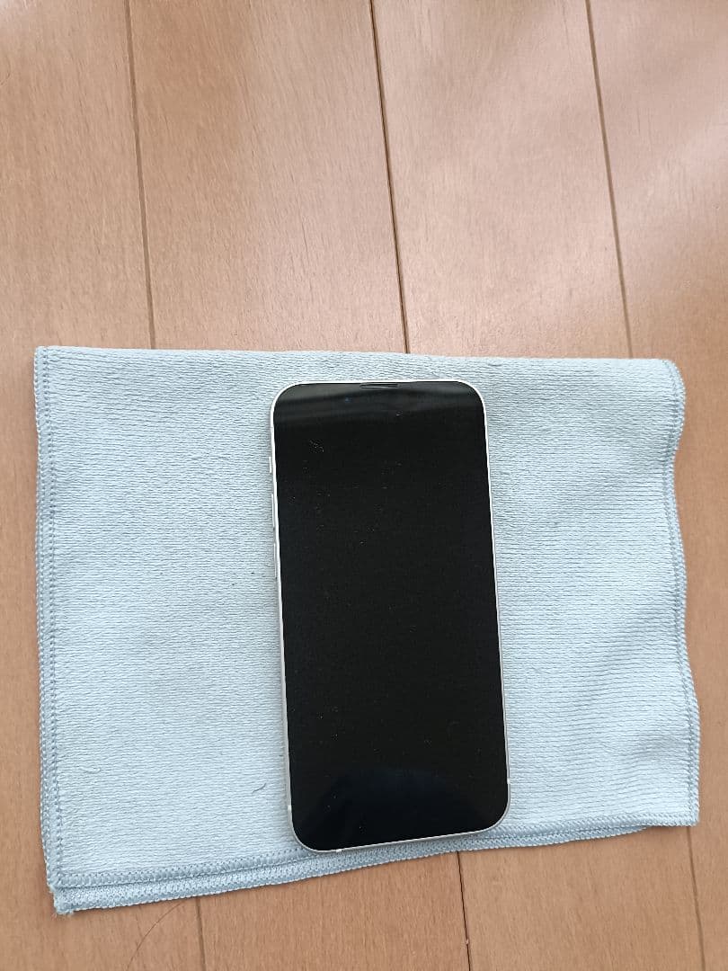 【美品】iPhone13 mini 128GB スターライト