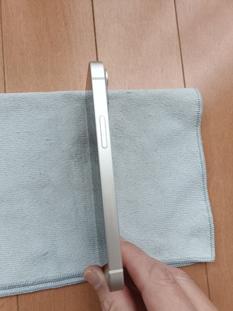 【美品】iPhone13 mini 128GB スターライト