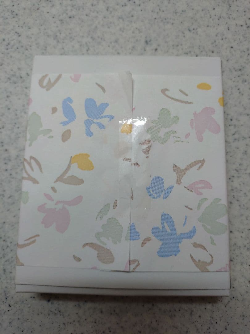 皇居　財布　二つ折りがま口財布　濃いピンク　新品・未使用