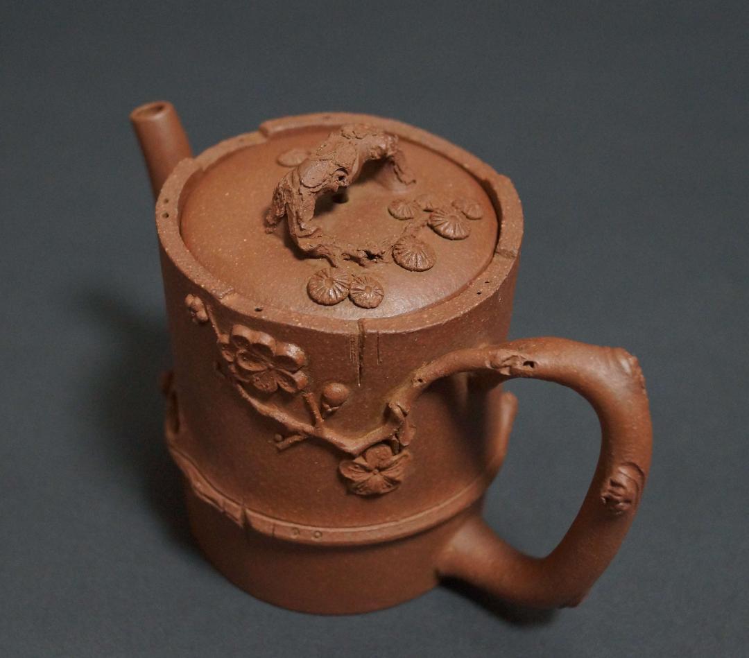 茶道具 中国宜興 「拾得居士」 凌国備作 手作り細工彫り『梅図』 造形紫砂壺急須