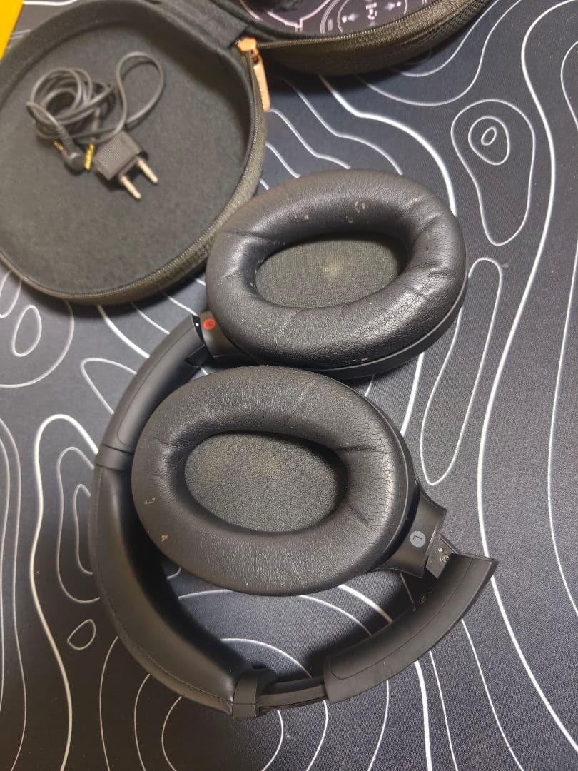 【動作良好】SONY WH-1000XM4 ブラック (イヤーパッド交換推奨)