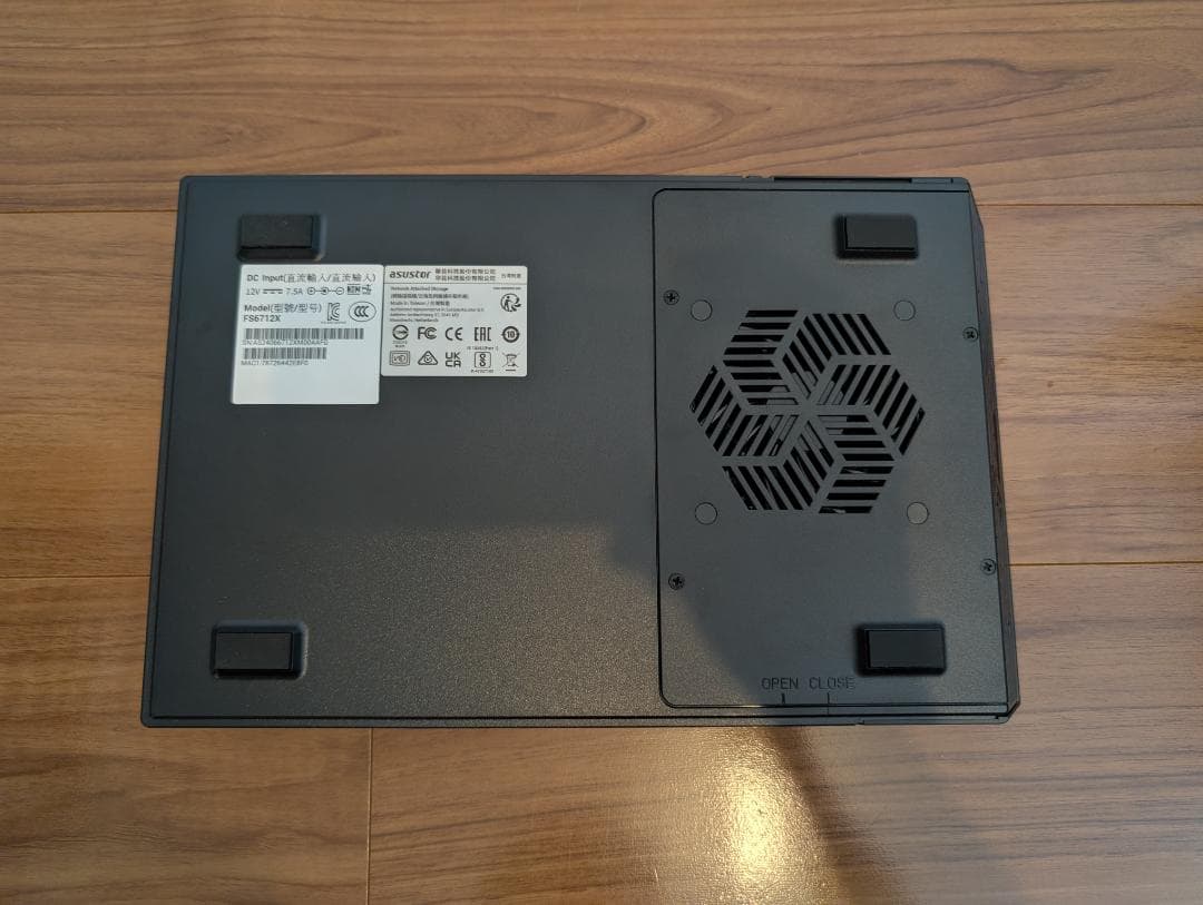 T*H様 【美品】NAS ASUSTOR FLASHSTOR 12 Pro FS