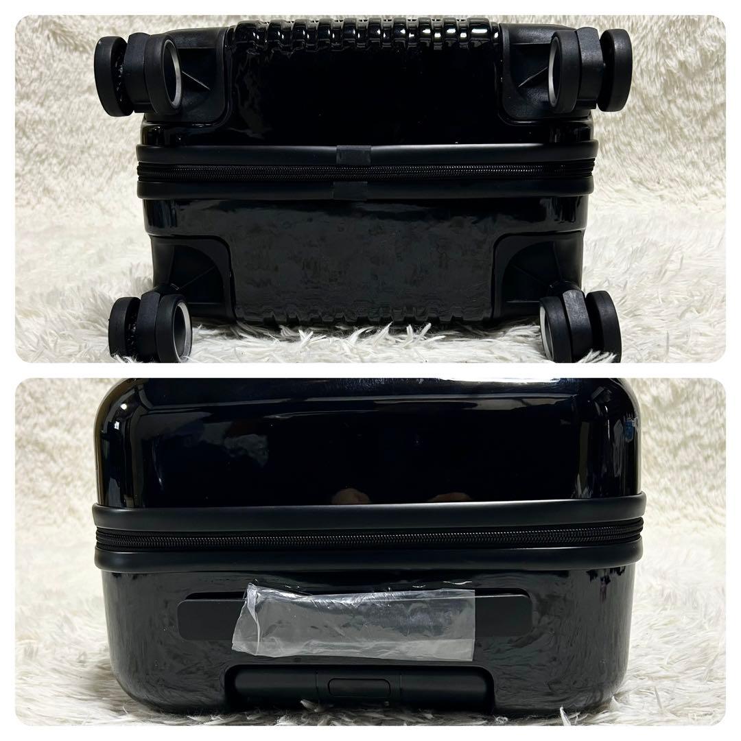 メルセデスベンツ キャリーケース 35ℓ 2.3日用　ダイヤルロック　ブラック