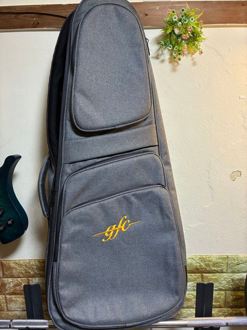 gfc 7弦 オーダー ヘッドレスギター 青緑