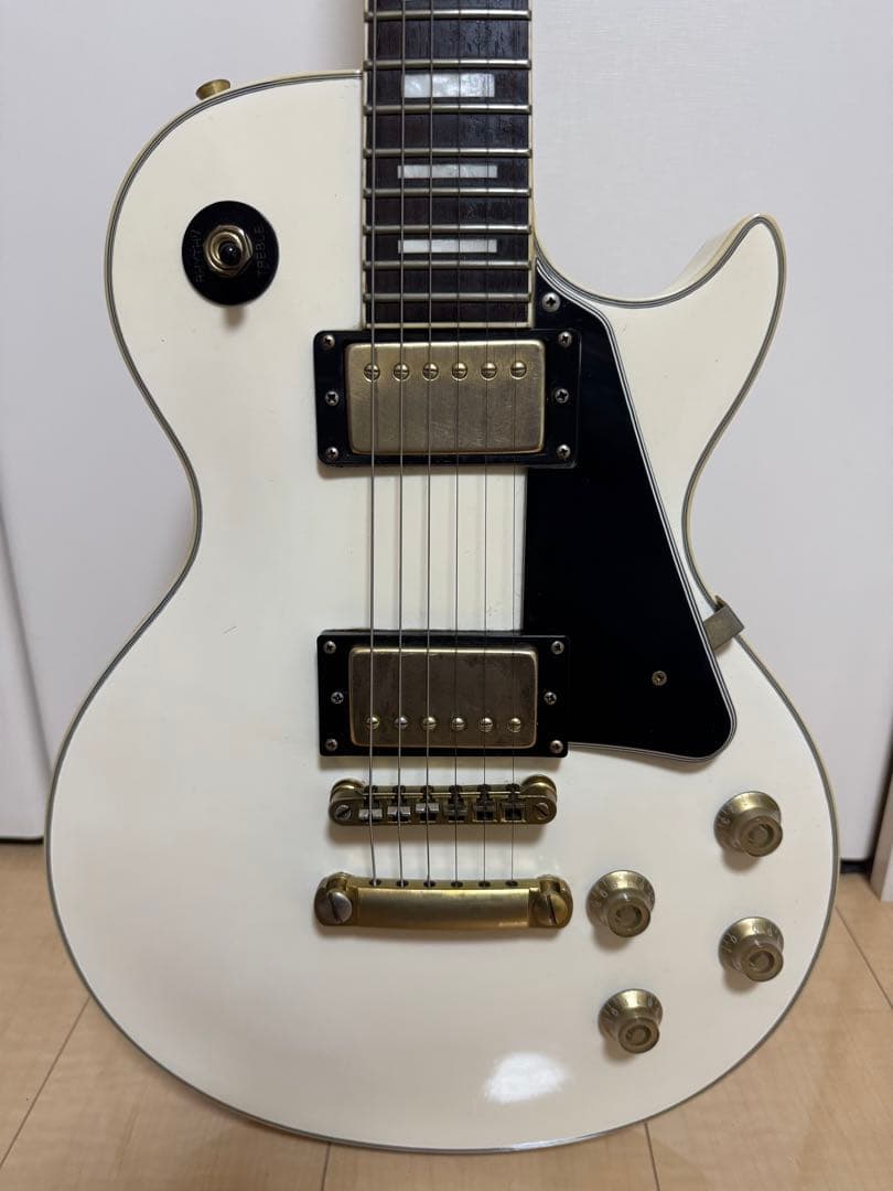 Playtech レスポールタイプエレキギター