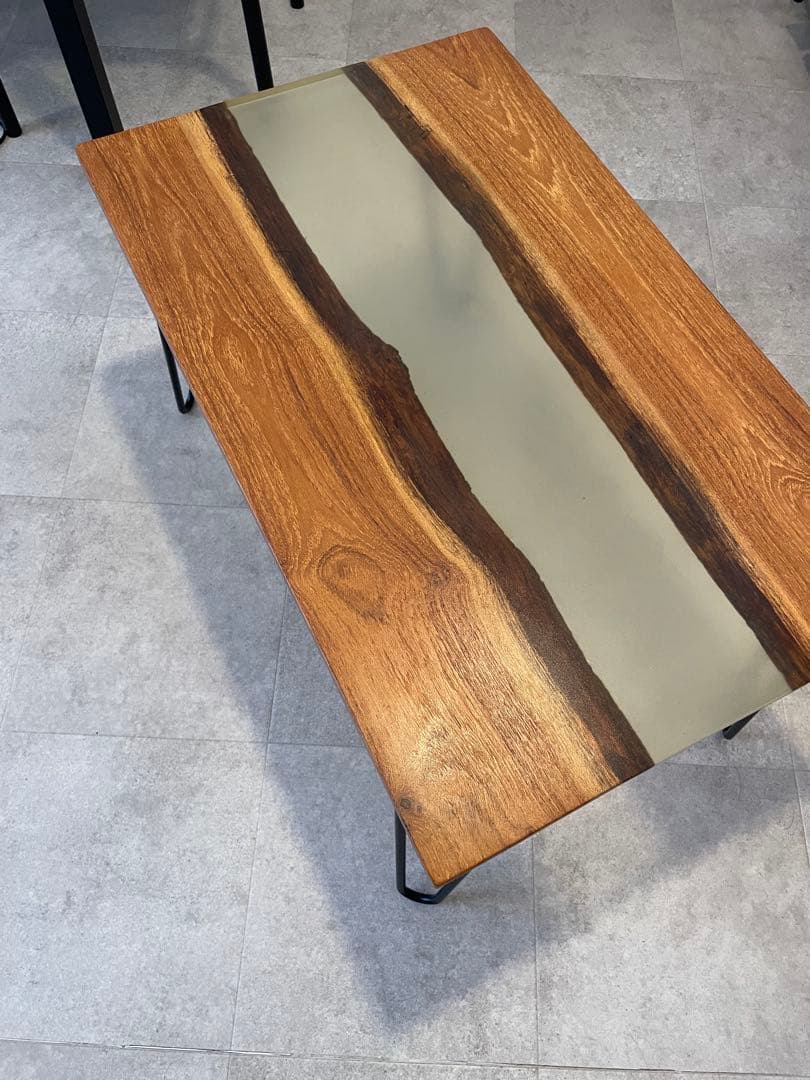 k*a様 レジン　テーブル　天板