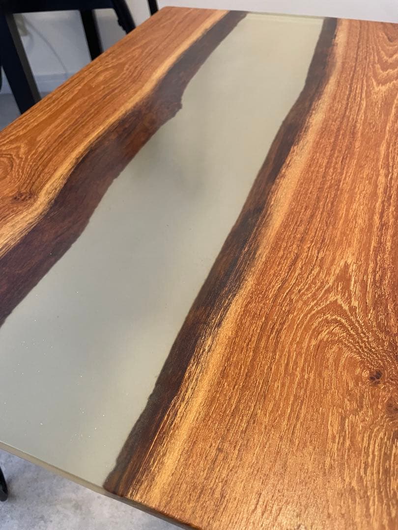 k*a様 レジン　テーブル　天板