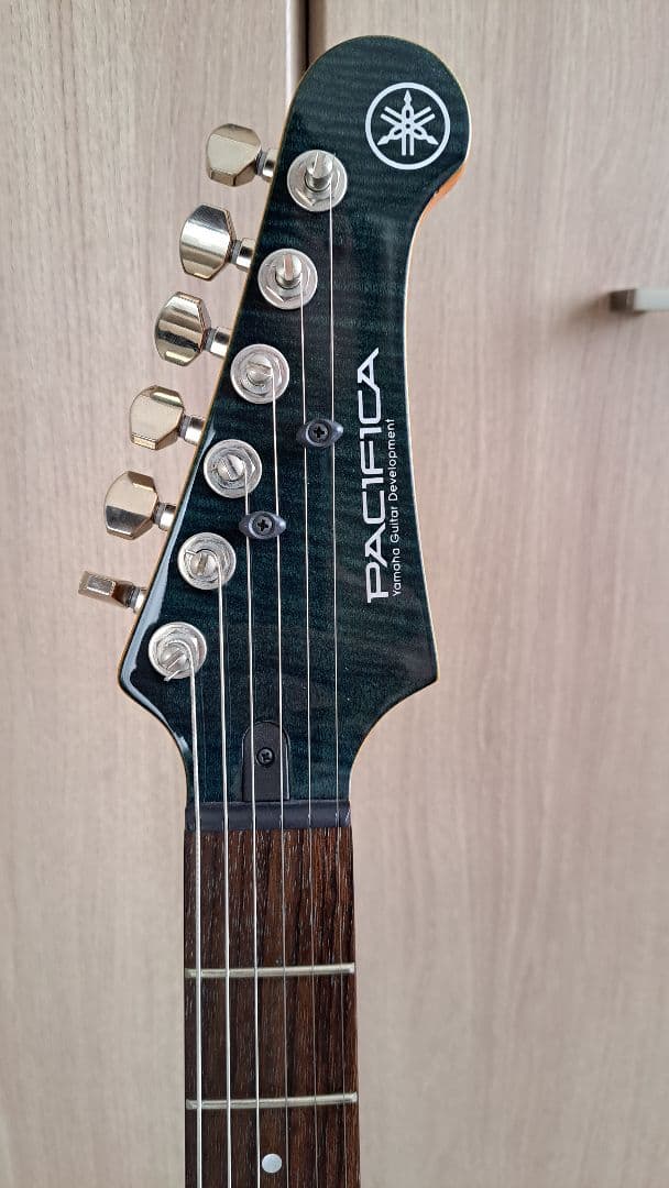 ギター YAMAHA Pacifica 612 VII FM