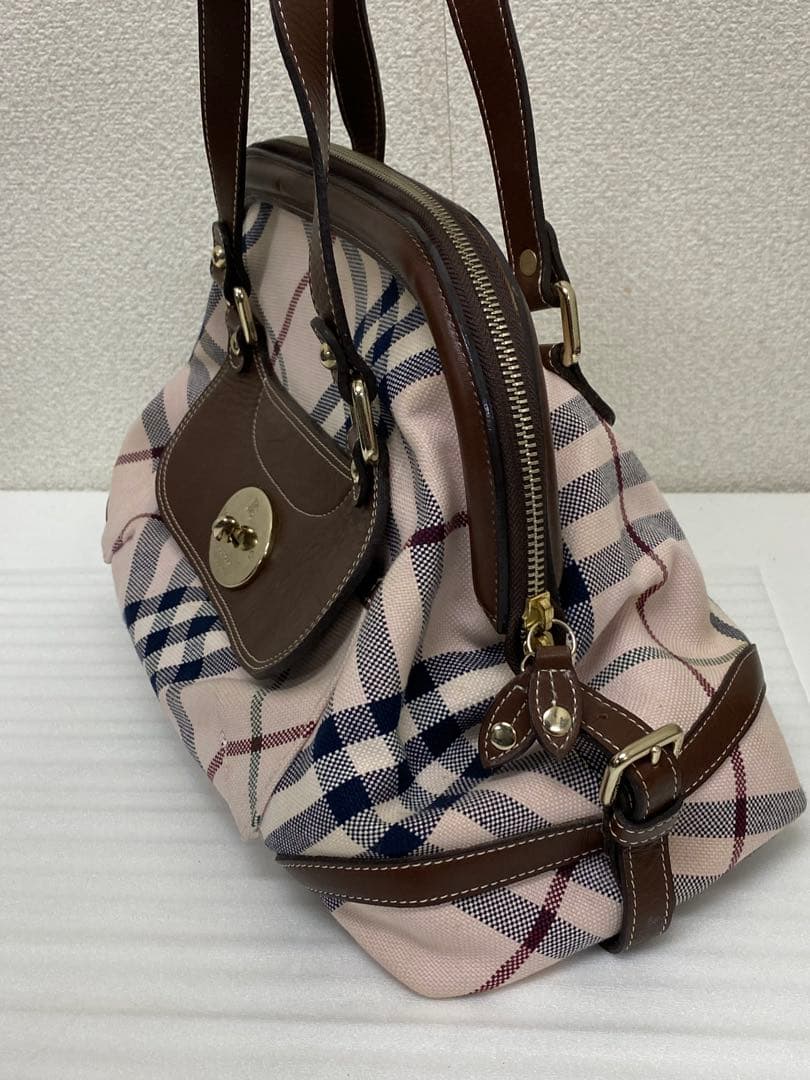 3-3202 Burberry ブルーレーベルのノバチェック柄キャンバス